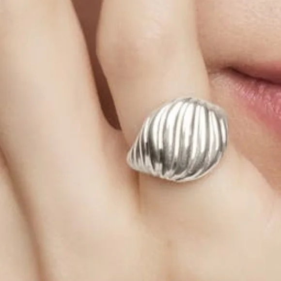 David Yurman Sterling Silver Sculpted Cable Pinky Ring. #195 - Picture 11 of 11